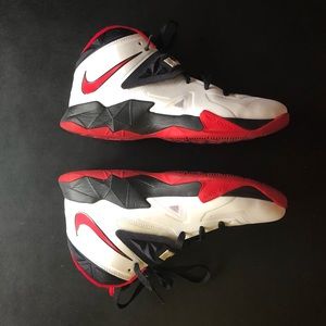LeBron Nike Zoom Soldier VII Sz 9.5